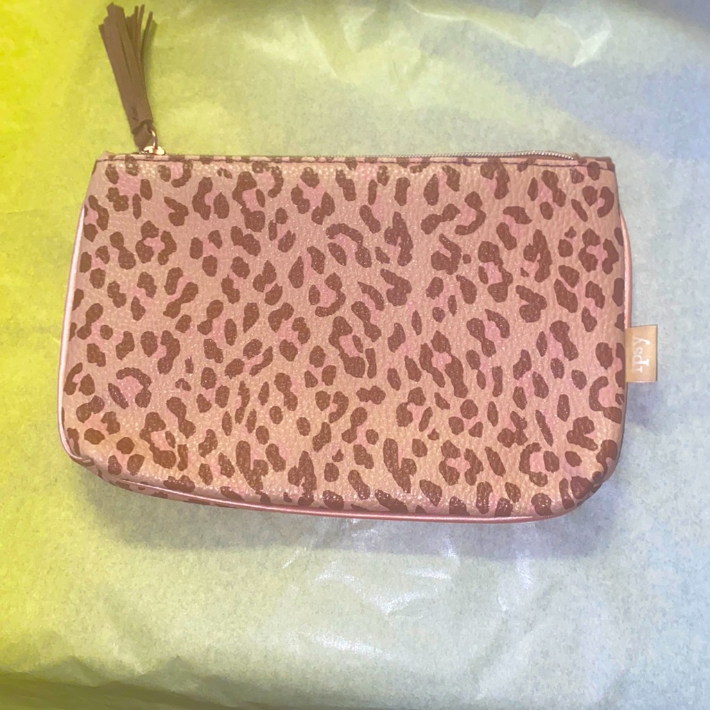 Ipsy.